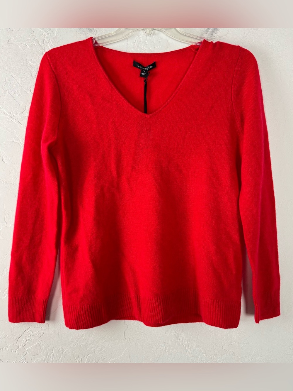 Stitch Fix 41 Hawthorn Sweater Pullover V Neck Solid Red Cashmere Knit Top New